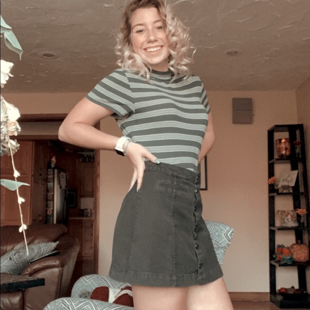 Meet your Posher, Elizabeth